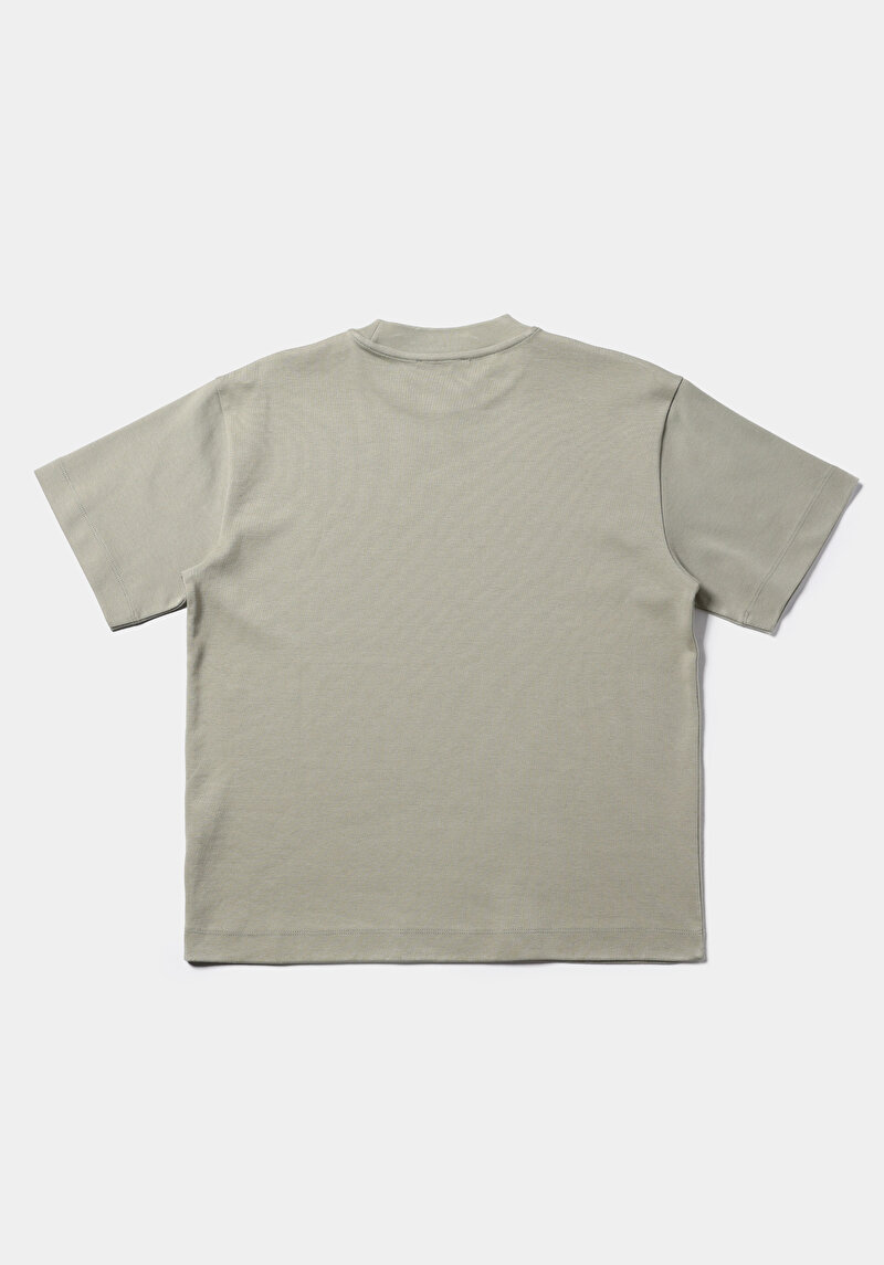 Regular Fit Yuvarlak Yaka Düz Kadın Yeşil Kısa Kol Tişört