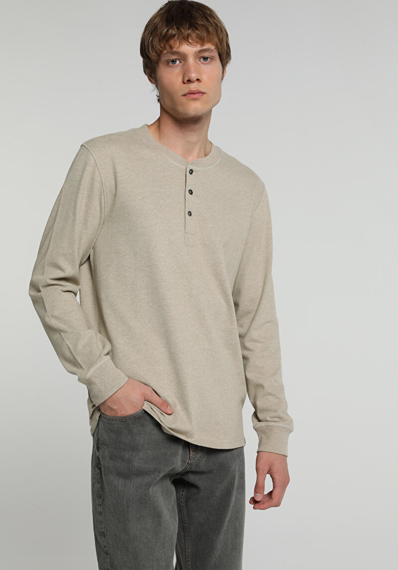 Slim Fit Düğmeli Yaka Düz Erkek Bej Uzun Kol Tişört
