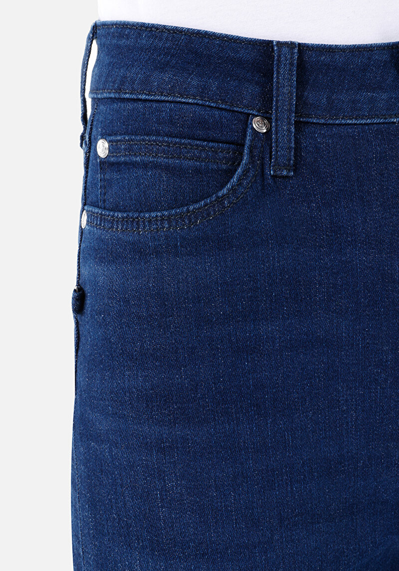 Regular Fit Orta Bel Slim Straight Leg Kadın İndigo Jean Pantolon