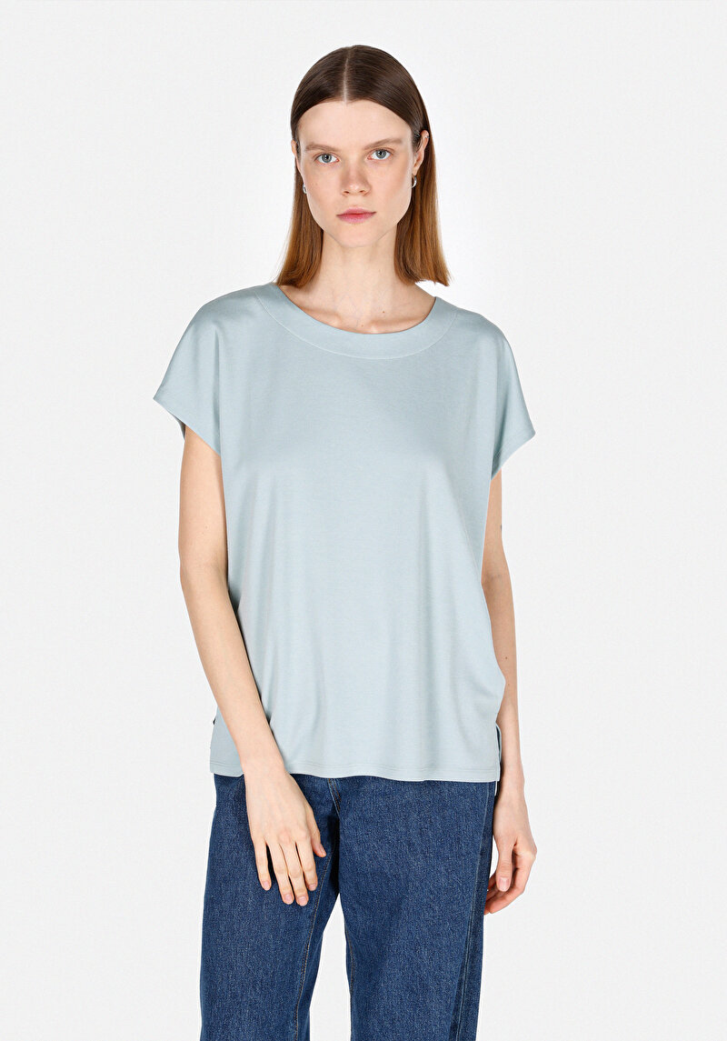 Regular Fit Yuvarlak Yaka Düz Kadın Yeşil Kısa Kol Tişört