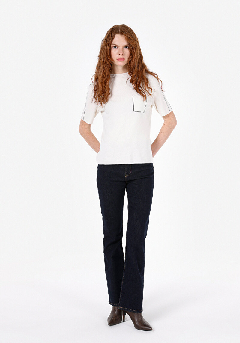 Slim Fit Dik Yaka Kadın Ekru Kısa Kol Kazak