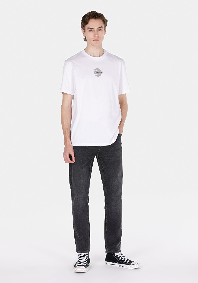 Comfort Fit Yuvarlak Yaka Düz Erkek Beyaz Kısa Kol Tişört