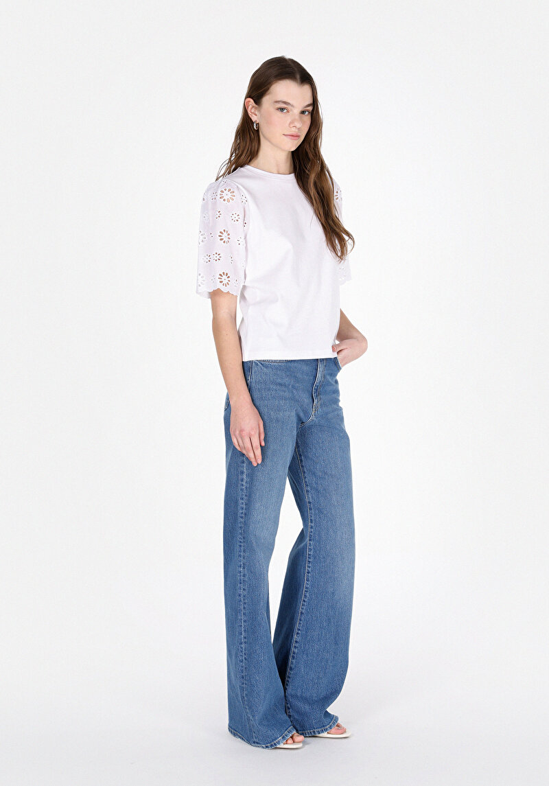 Regular Fit   Kadın Beyaz Kısa Kol Tişört