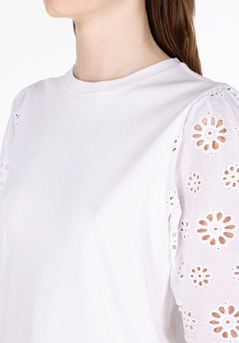 Regular Fit   Kadın Beyaz Kısa Kol Tişört