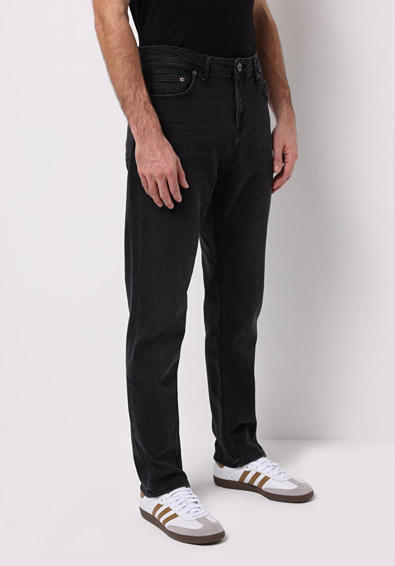 Regular Fit Erkek Siyah Jean Pantolon