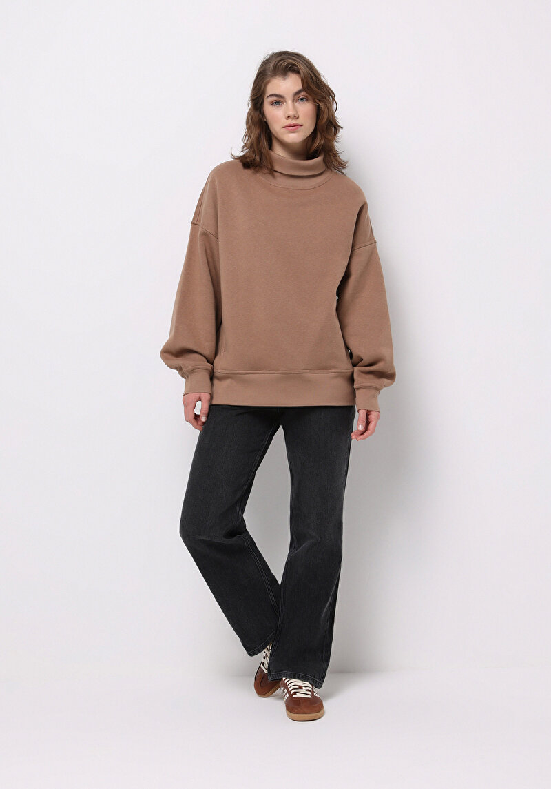 Relax Fit Dik Yaka Düz Kadın Bej Sweatshirt