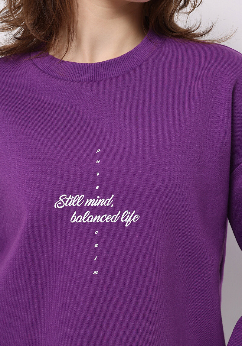 Regular Fit Yuvarlak Yaka Baskılı Kadın Mor Sweatshirt