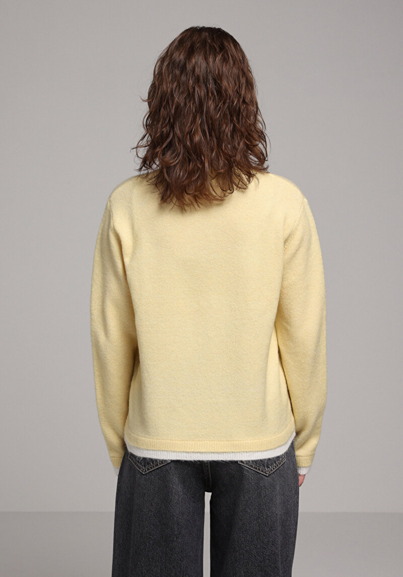 Regular Fit Yuvarlak Yaka Düz Kadın Sari Kazak