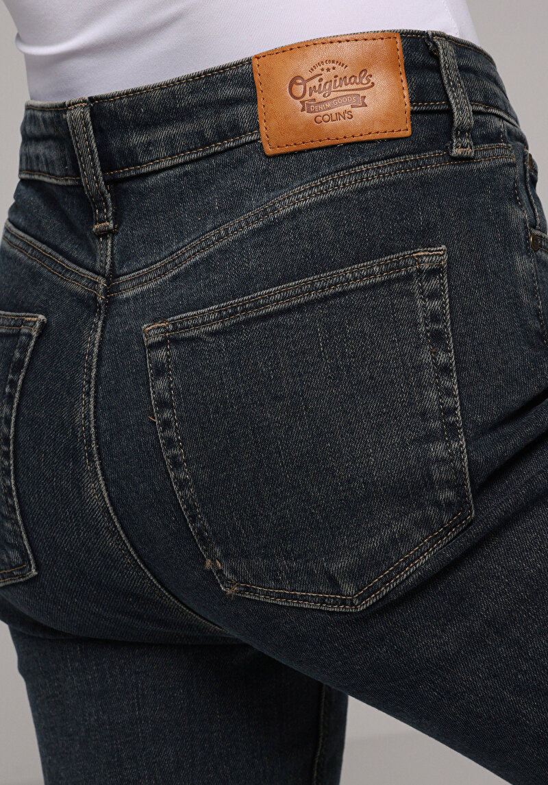 Regular Fit   Kadın Koyu İndigo Jean Pantolon
