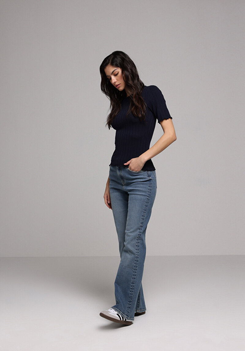 Regular Fit   Kadın Açik İndigo Jean Pantolon