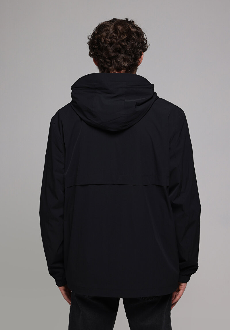 Regular Fit     Erkek Siyah Yağmurluk