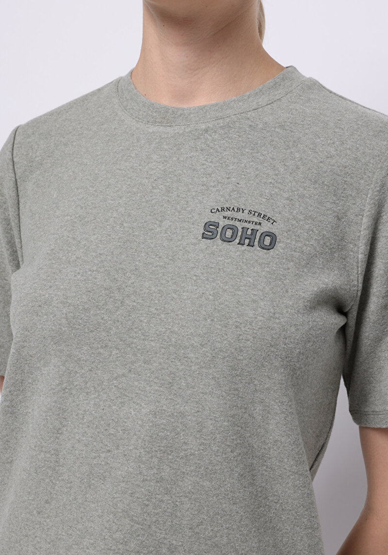 Regular Fit Yuvarlak Yaka Baskılı Kadın Yeşil Kısa Kol Tişört