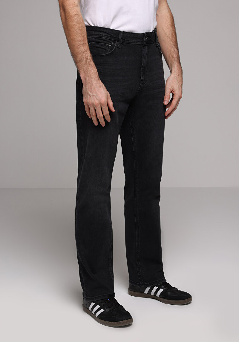 Regular Fit   Erkek Siyah Jean Pantolon