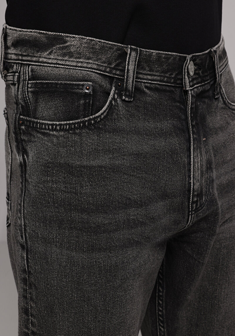 Loose Tapered Fit   Erkek Siyah Jean Pantolon