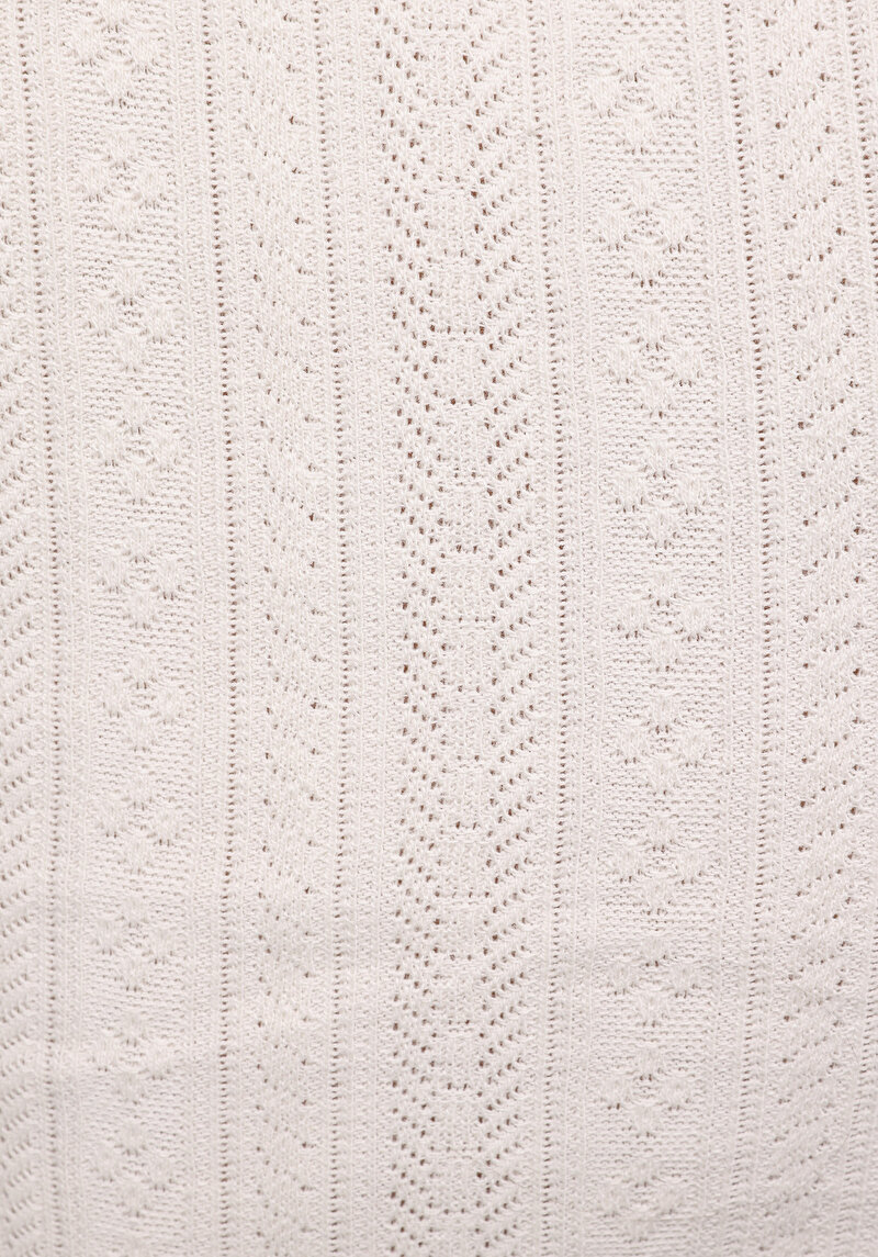 Slim Fit Yuvarlak Yaka Jakarlı Kadın Ekru Kısa Kol Tişört