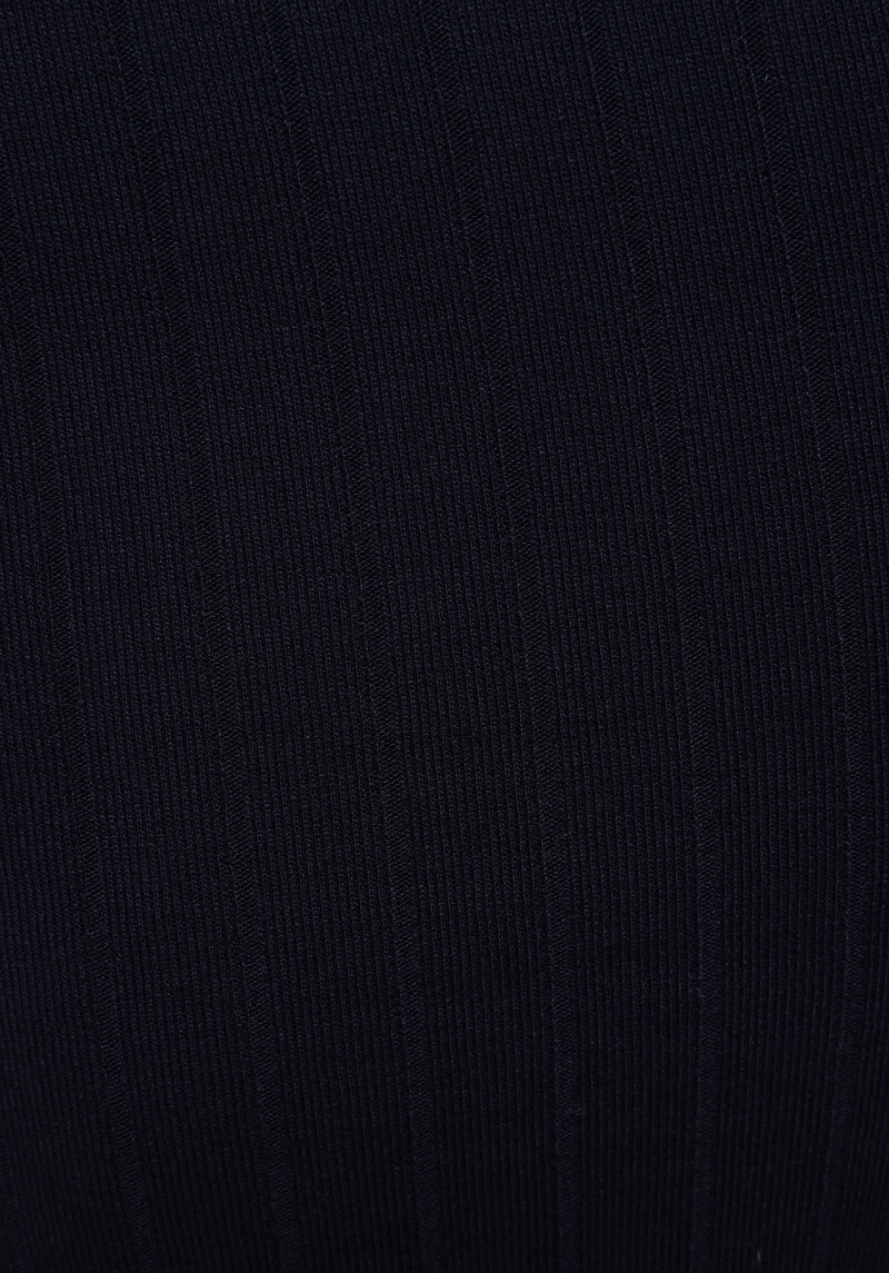 Slim Fit Yuvarlak Yaka Düz Kadın Lacivert Kısa Kol Tişört