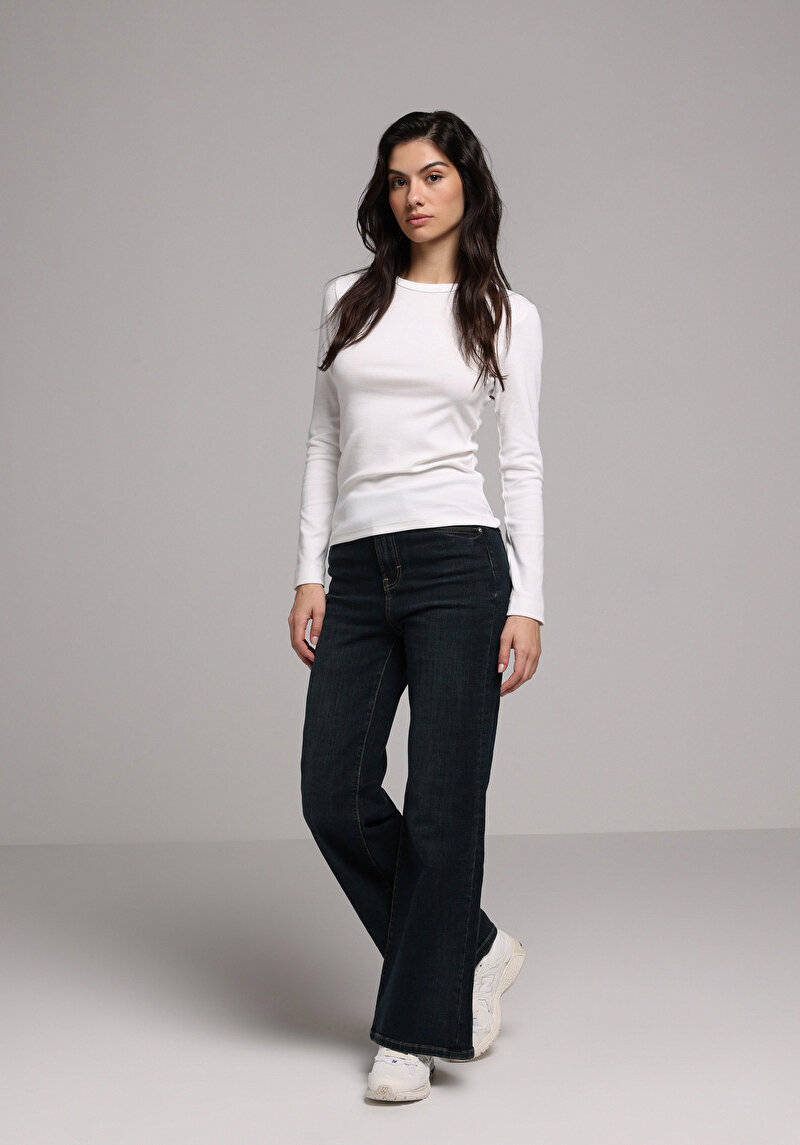 Slim Fit Yuvarlak Yaka Düz Kadın Beyaz Uzun Kol Tişört