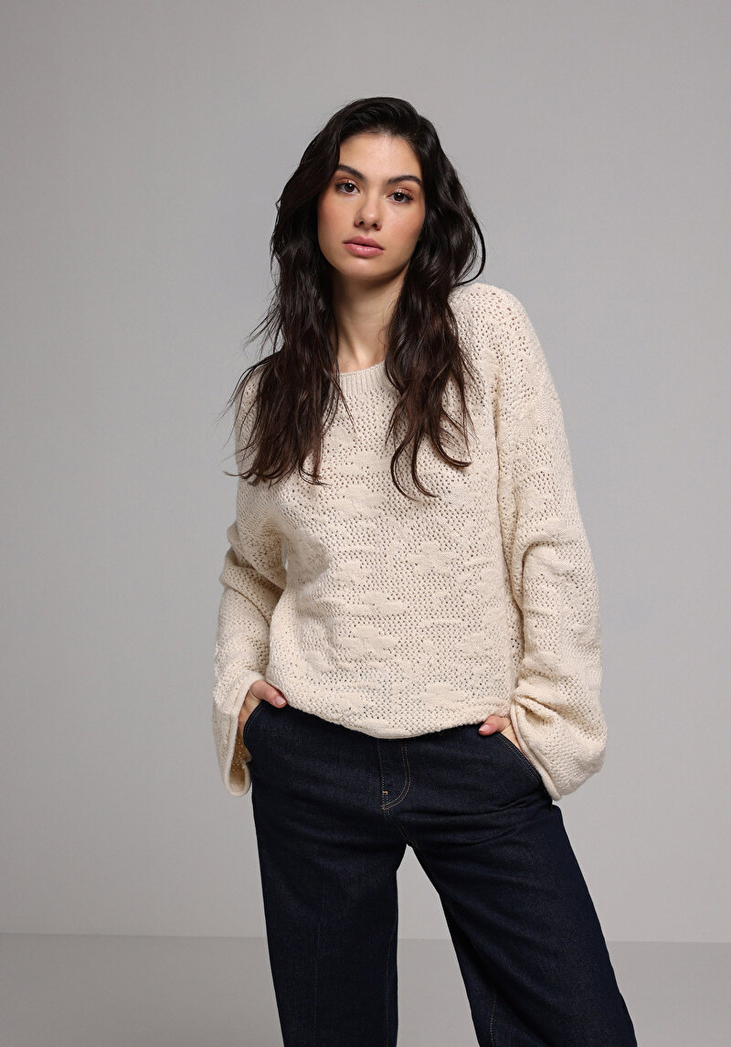 Regular Fit Yuvarlak Yaka Düz Kadın Ekru Kazak
