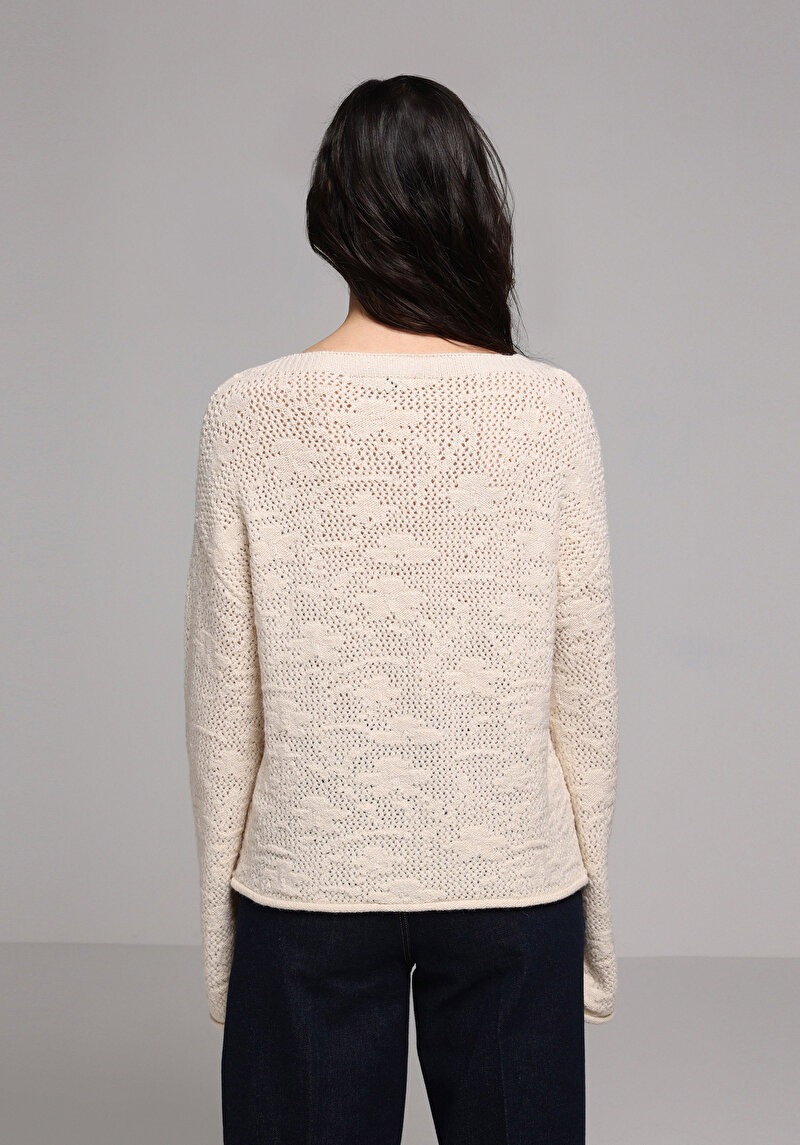 Regular Fit Yuvarlak Yaka Düz Kadın Ekru Kazak