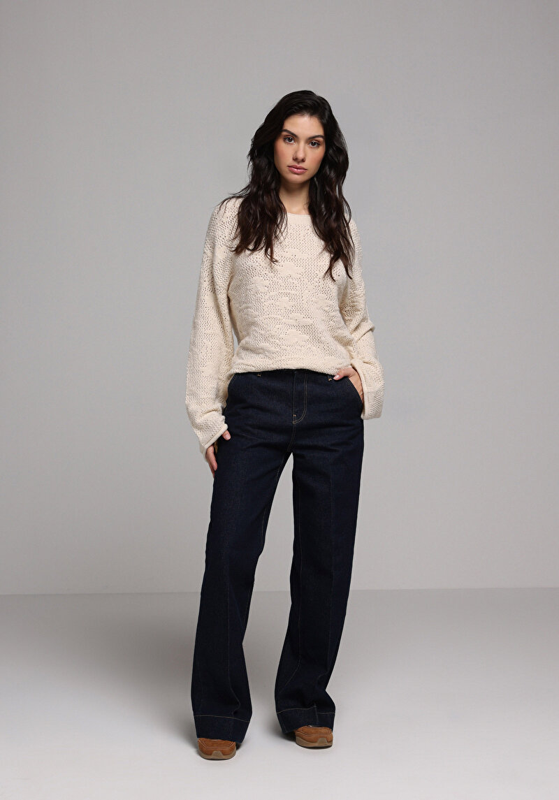 Regular Fit Yuvarlak Yaka Düz Kadın Ekru Kazak