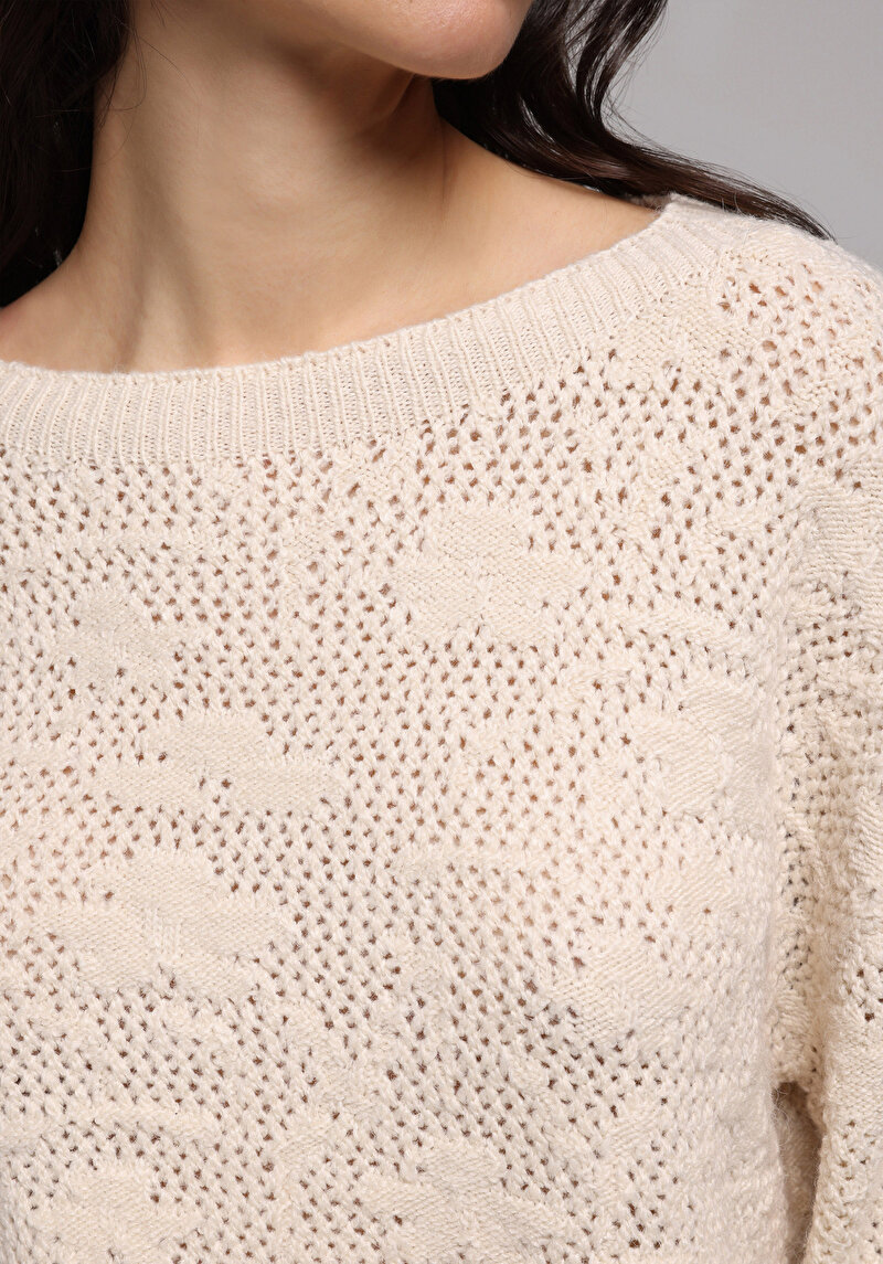 Regular Fit Yuvarlak Yaka Düz Kadın Ekru Kazak