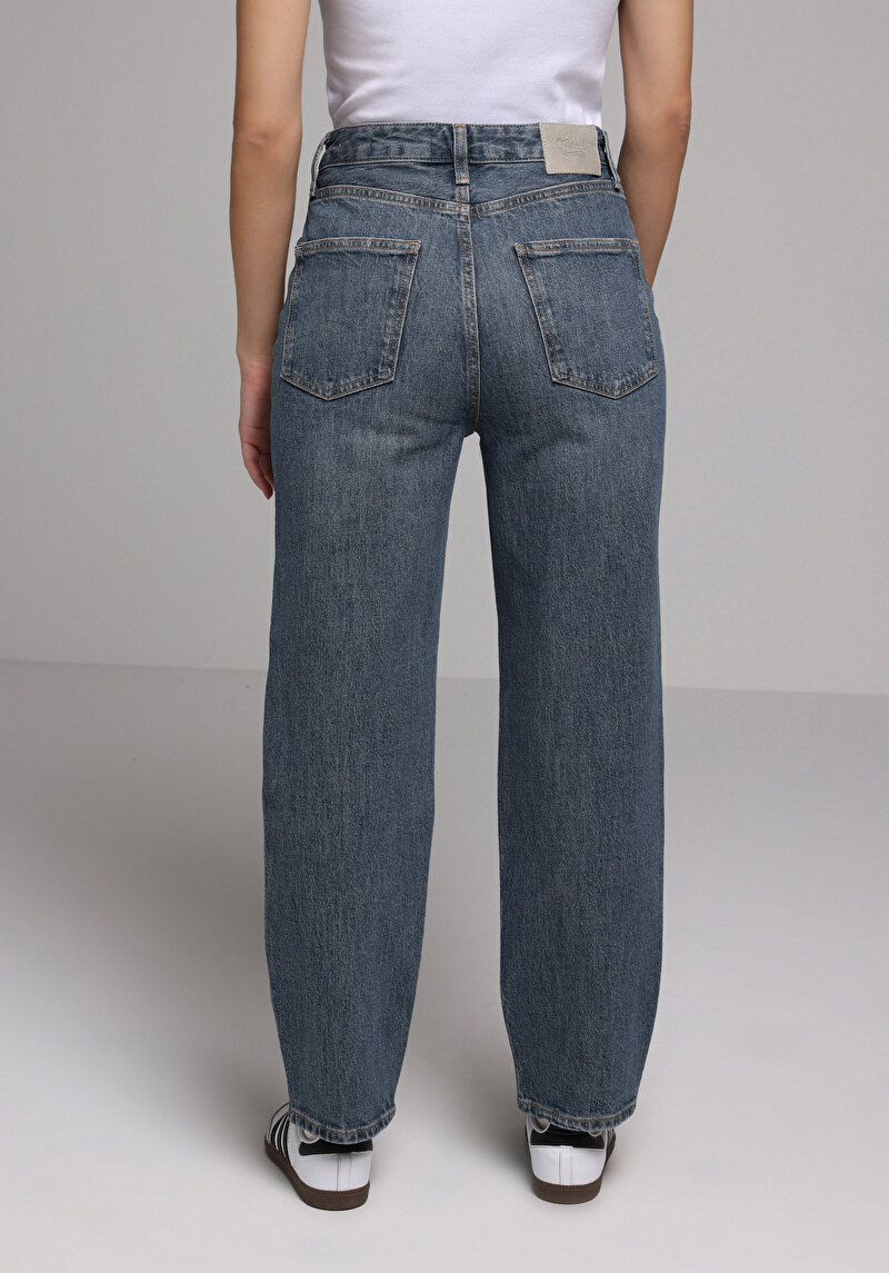 Straight Fit Kadın İndigo Jean Pantolon