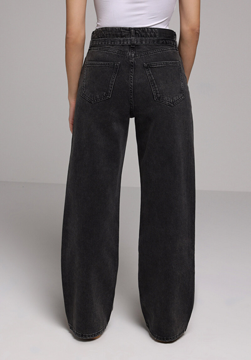 Regular Fit   Kadın Siyah Jean Pantolon