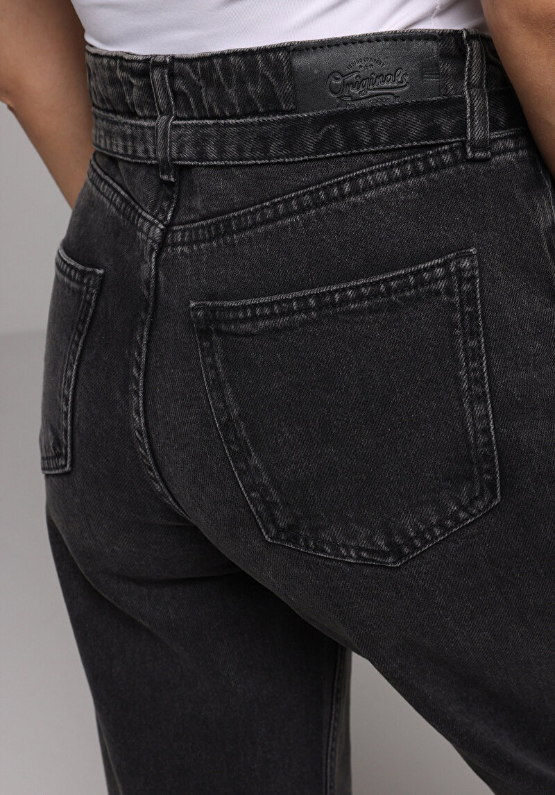 Regular Fit   Kadın Siyah Jean Pantolon