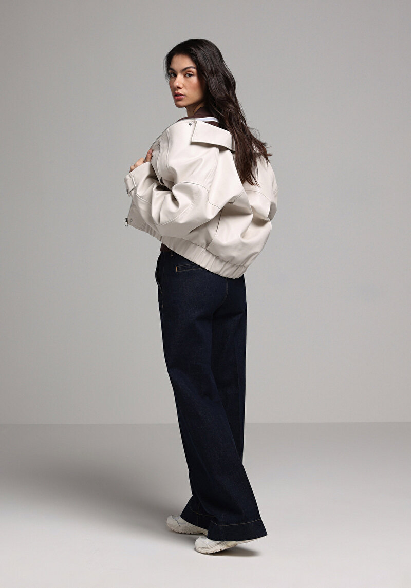 Regular Fit Polo Yaka Fermuarlı Astarlı Kaplamalı Kadın Ekru Mont Pu