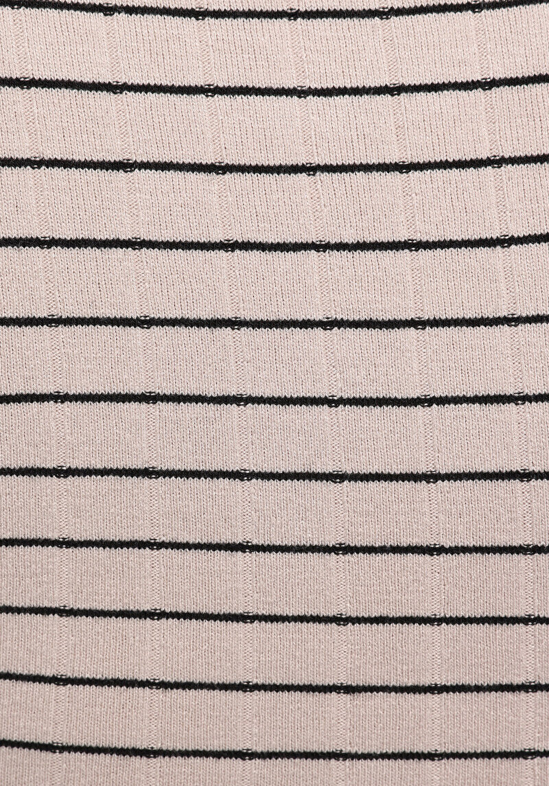 Slim Fit   Kadın Bej  Tişört