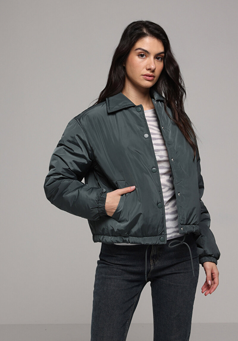 Regular Fit Polo Yaka Çıtçıtlı Astarlı Suya Dayanıklı Kadın Yeşil Mont