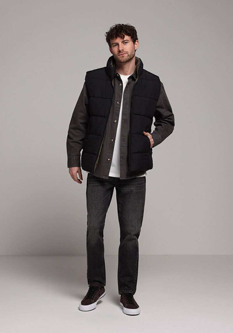 Regular Fit     Erkek Siyah Yelek