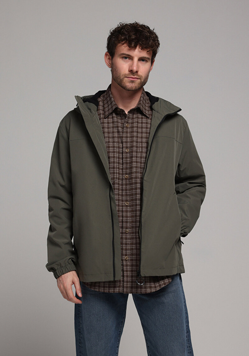 Regular Fit     Erkek Yeşil Yağmurluk