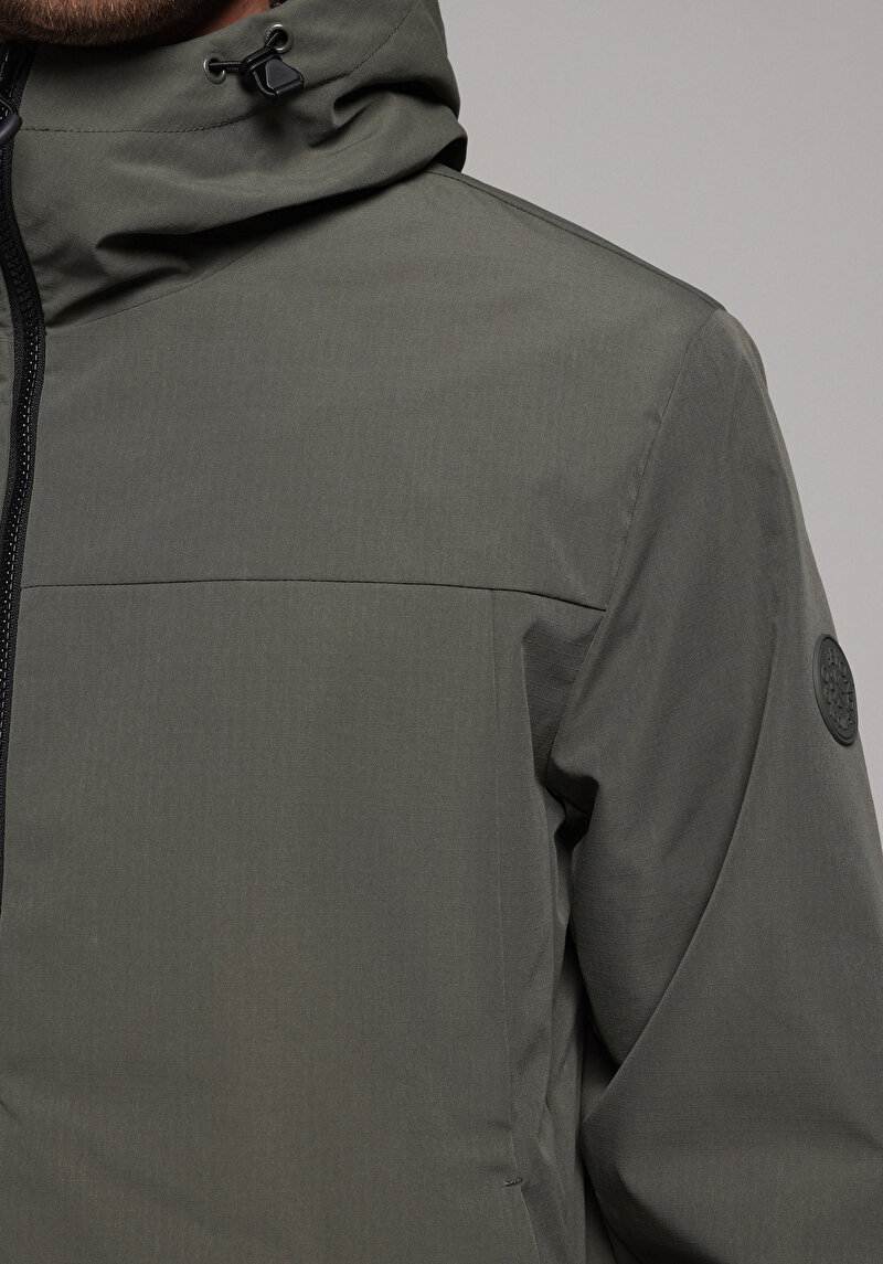 Regular Fit     Erkek Yeşil Yağmurluk