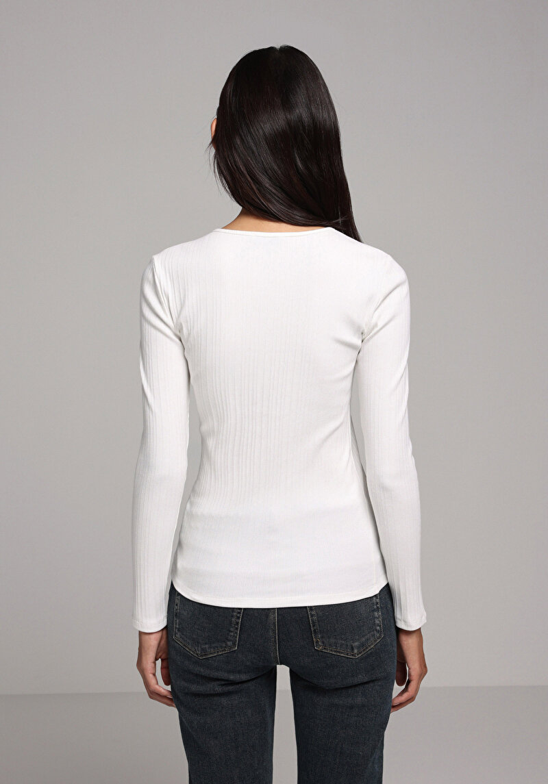 Slim Fit   Kadın Beyaz Tişört