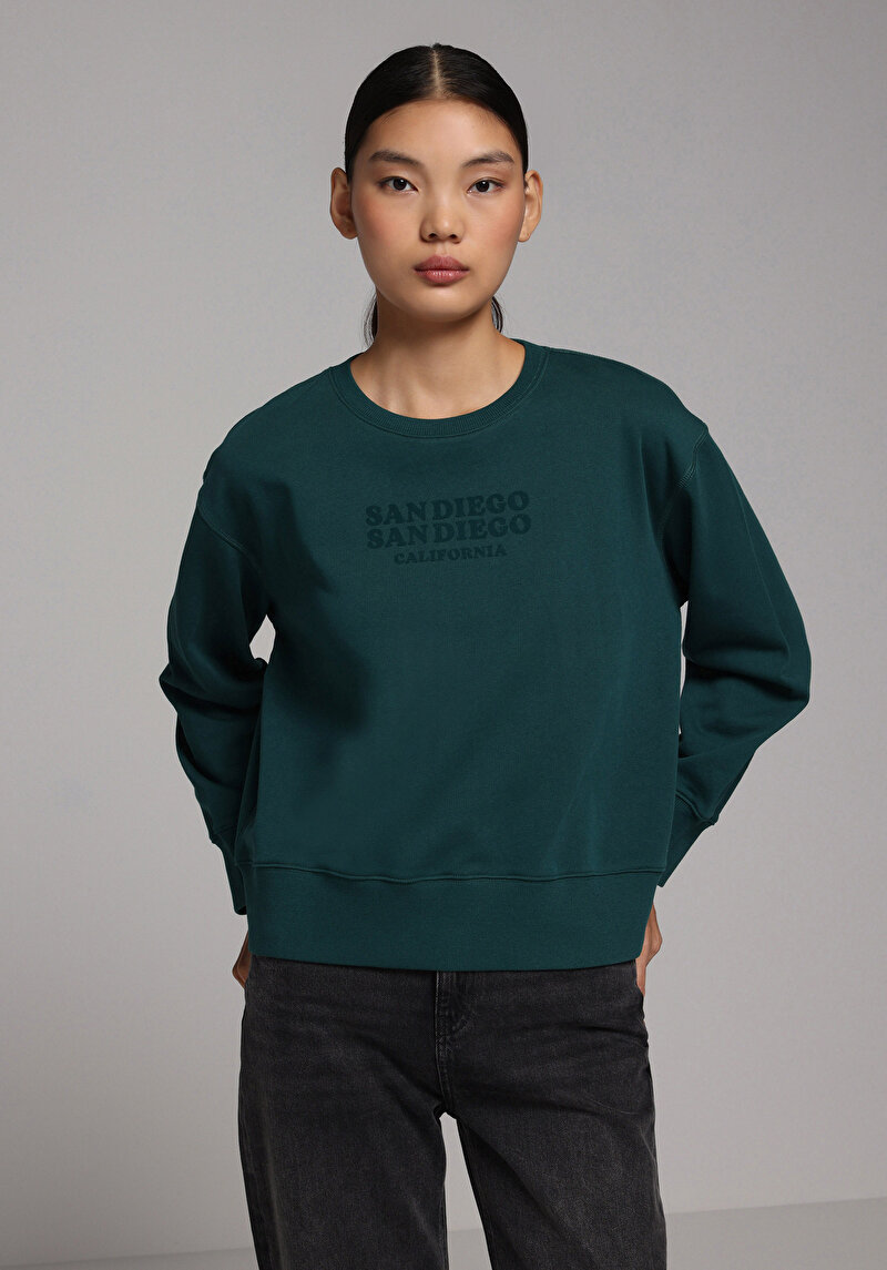 Regular Fit Yuvarlak Yaka Baskılı Kadın Yeşil Sweatshirt