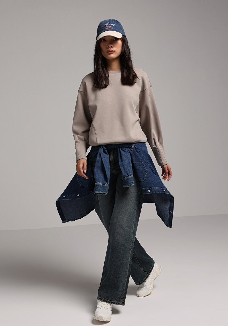 Regular Fit Yuvarlak Yaka Düz Kadın  Sweatshirt