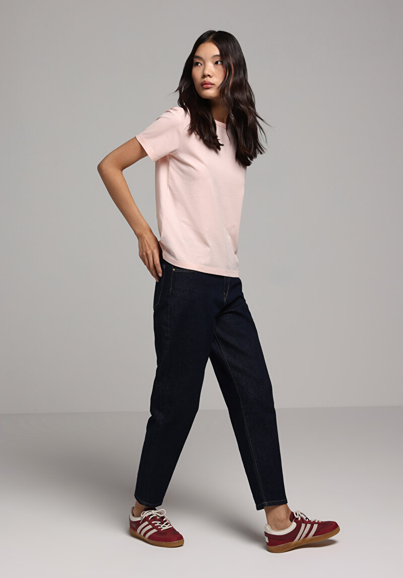 Regular Fit Yuvarlak Yaka Düz Kadın Pembe Kısa Kol Tişört