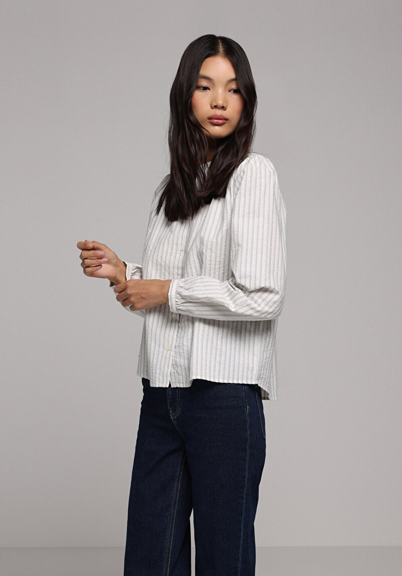 Fashion Fit Hakim Yaka Çizgili Kadın Beyaz Uzun Kol Gömlek