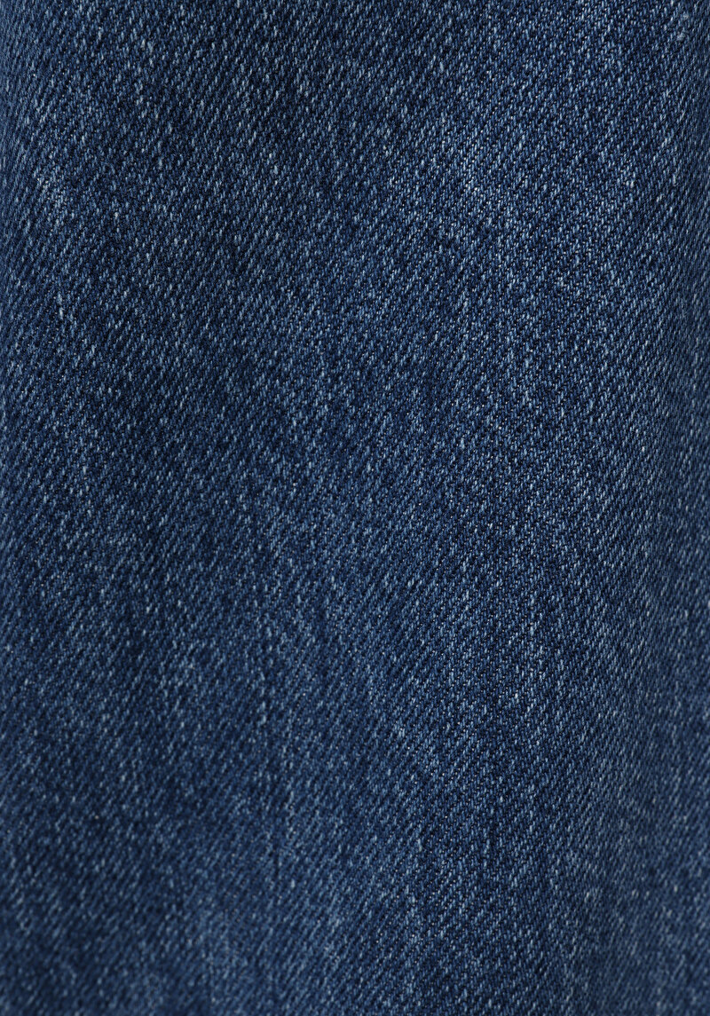 Straight Fit Orta Bel Düz Paça Kadın İndigo Jean Pantolon