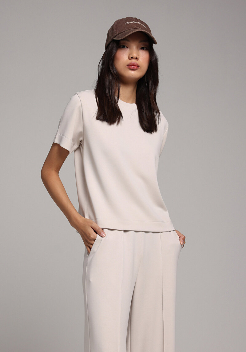 Regular Fit Yuvarlak Yaka Kadın Taş Kısa Kol Tişört