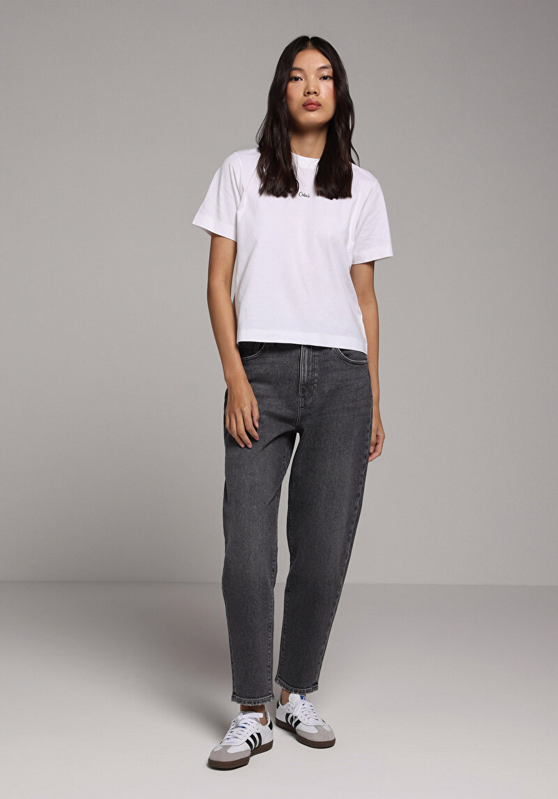 Boxy Fit Yuvarlak Yaka Baskılı Kadın Beyaz Kısa Kol Tişört