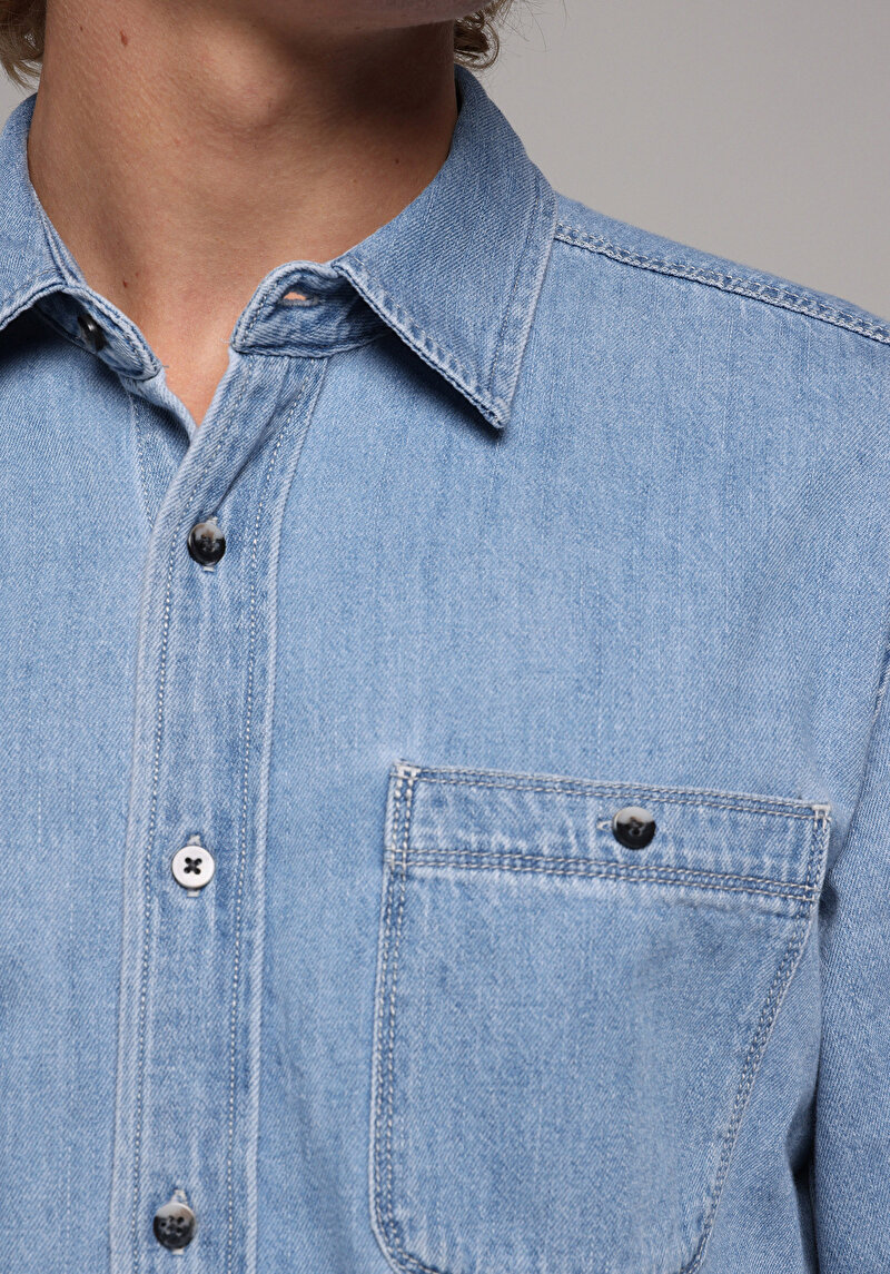 Regular Fit Klasik Yaka Düz Erkek Light İndigo Denim Uzun Kol Gömlek