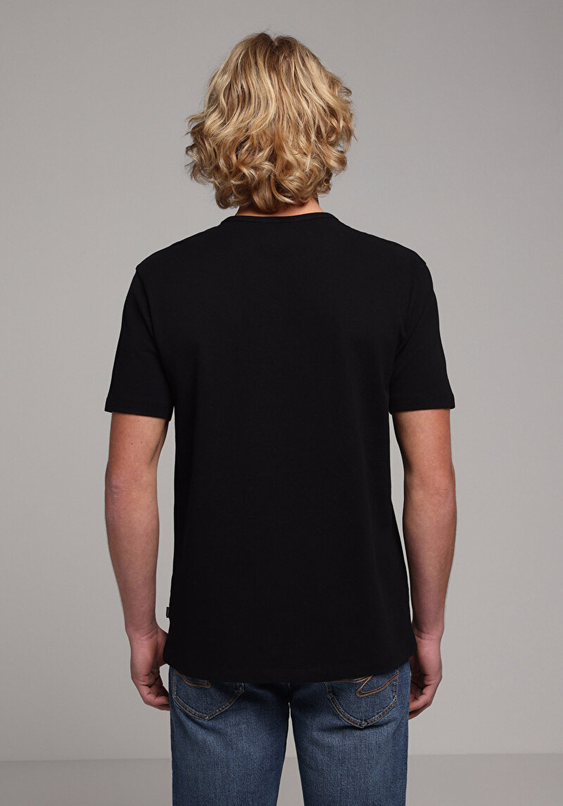Regular Fit Yuvarlak Yaka Düz Erkek Siyah Kısa Kol Tişört