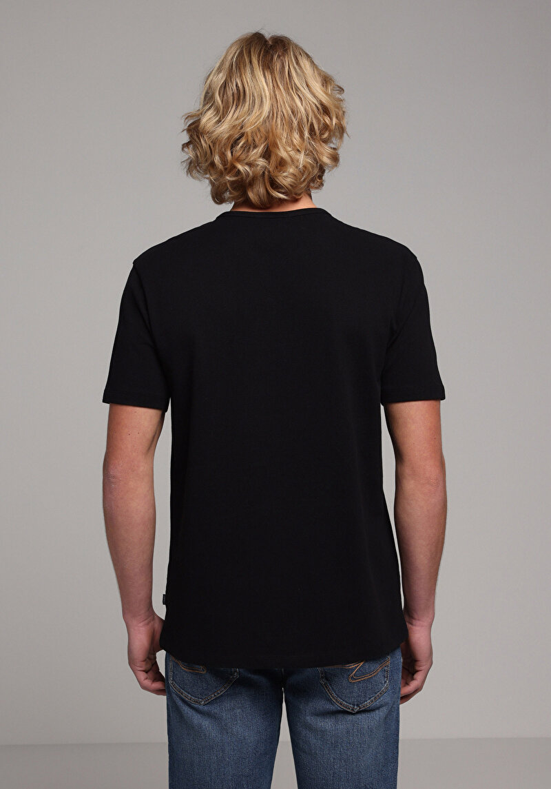 Regular Fit Yuvarlak Yaka Düz Erkek Siyah Kısa Kol Tişört