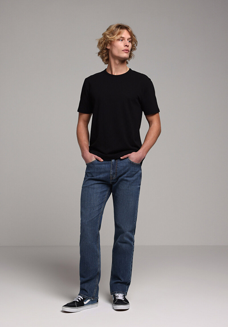 Regular Fit Yuvarlak Yaka Düz Erkek Siyah Kısa Kol Tişört