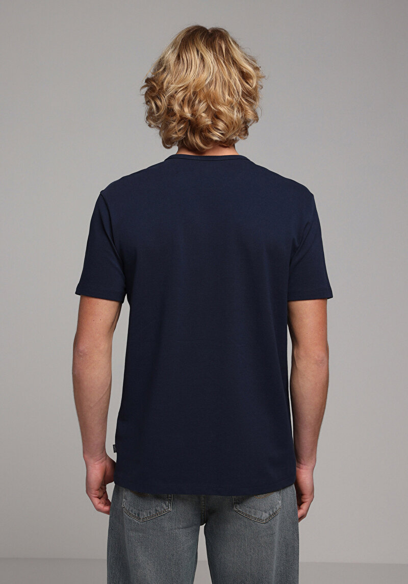 Regular Fit Yuvarlak Yaka Düz Erkek Lacivert Kısa Kol Tişört