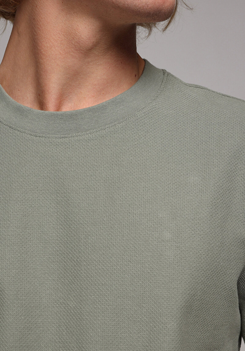 Regular Fit Yuvarlak Yaka Düz Erkek Yeşil Kısa Kol Tişört