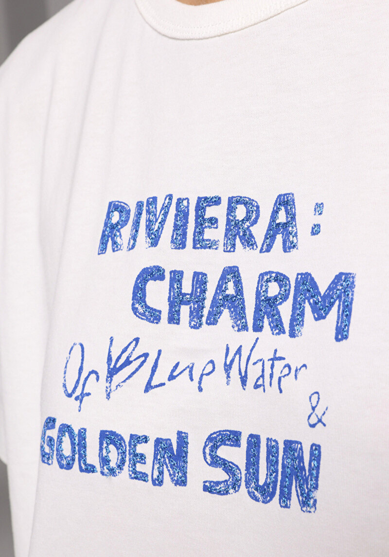 Regular Fit Yuvarlak Yaka Nakışlı Kadın Beyaz Kısa Kol Tişört