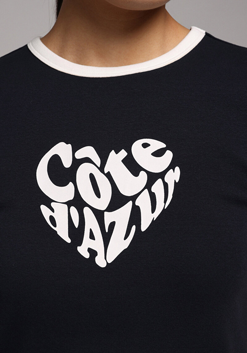 Slim Fit Yuvarlak Yaka Baskılı Kadın Lacivert Kısa Kol Tişört